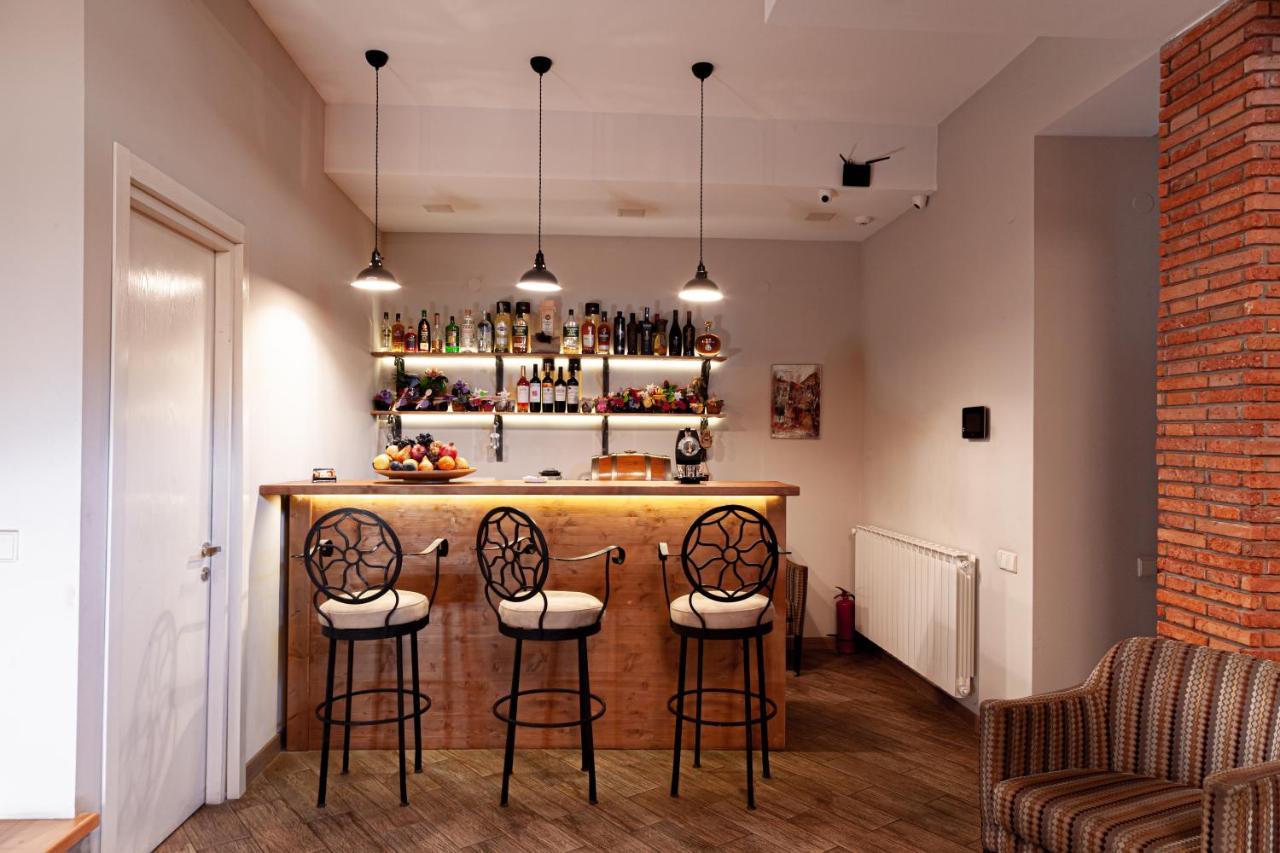 Hotel Winoterra Tbilisi Ngoại thất bức ảnh